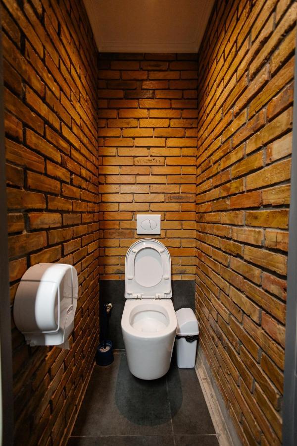 281 Hostel Bisjkek Buitenkant foto